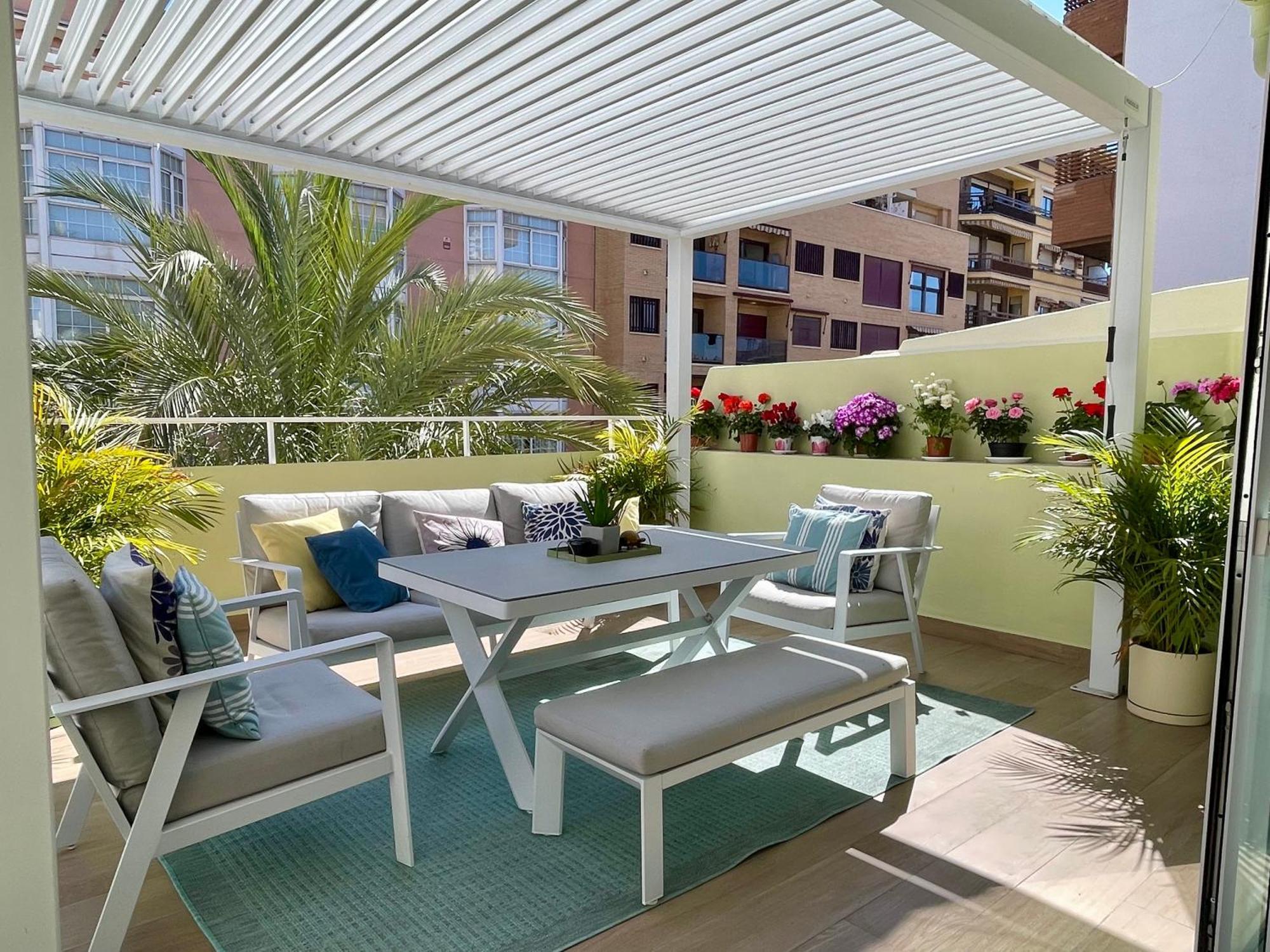 Gran Atico Con Terraza En El Centro De Alicante Exteriér fotografie